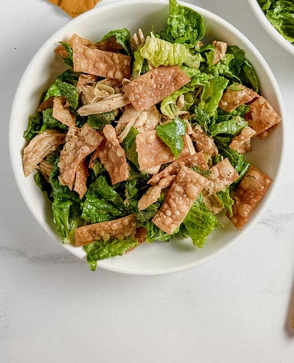 Easy Crispy Wonton Chicken Salad!