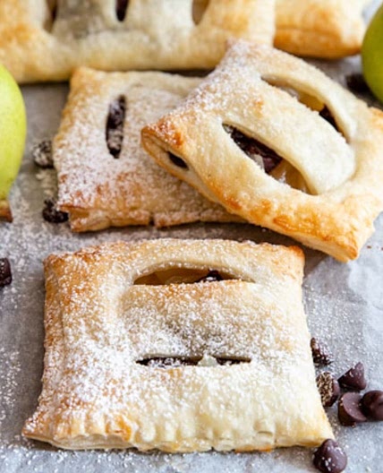 Chocolate & Pear Pastries (Fagotttini)