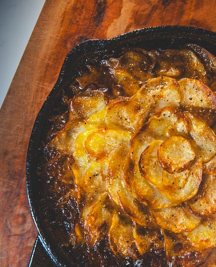 CREAMY MUSHROOM HOTPOT