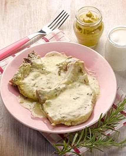 Steak in a Mustard-Herbs Creamy Sauce
