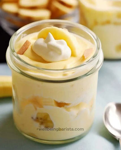 Healthy Banana Pudding with Greek Yogurt