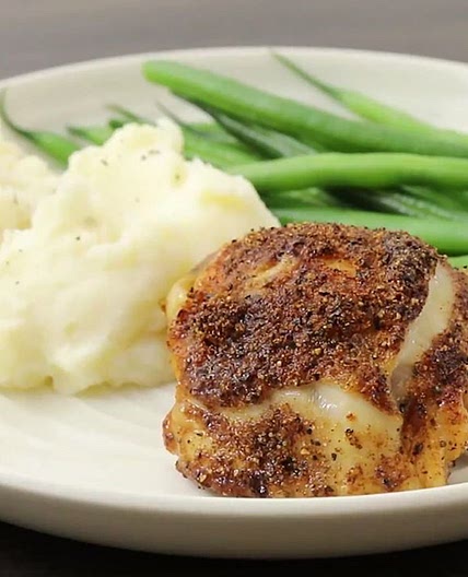 Air Fryer Chicken Thighs