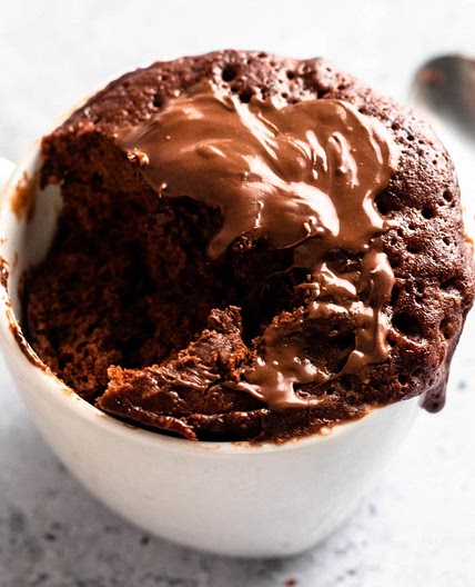Easy 3 Ingredient Mug Cake (1 Minute Cake)