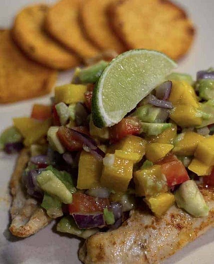 CHICKEN WITH MANGO & AVOCADO SALSA