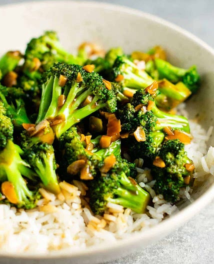 Broccoli with Garlic Sauce