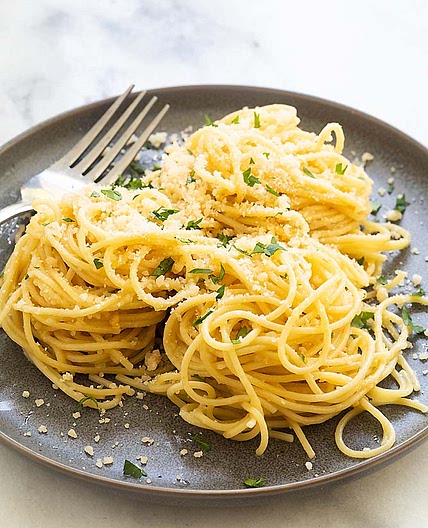 Garlic Parmesan Spaghetti