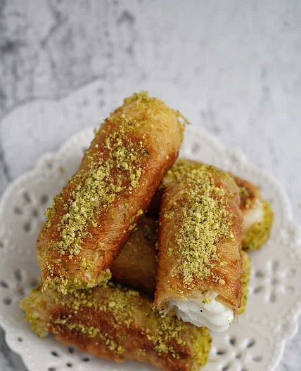 Yummy Crunchy Kunafa Rolls
