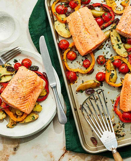 Sheet-Pan Roasted Salmon & Vegetables