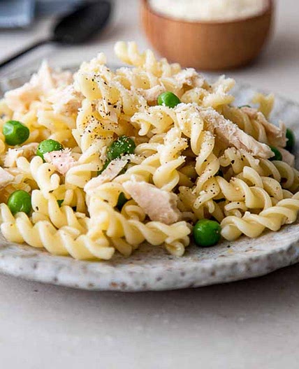 CANNED TUNA PASTA w. LEMON & GARLIC