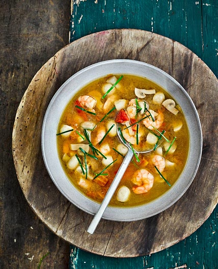 Tom yum soup