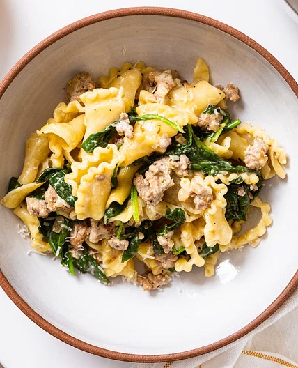Creamy Sausage & Spinach Pasta