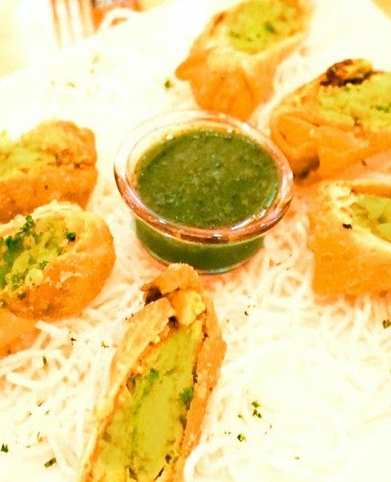 Rollitos de HUEVO con AGUACATE para el desayuno, ¡estilo The Cheesecake Factory!