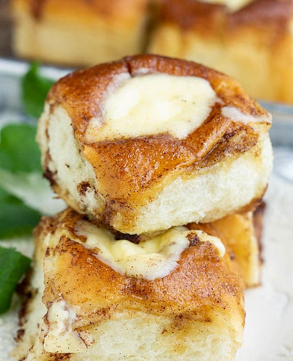 KING’S HAWAIIAN CHEESECAKE DANISH