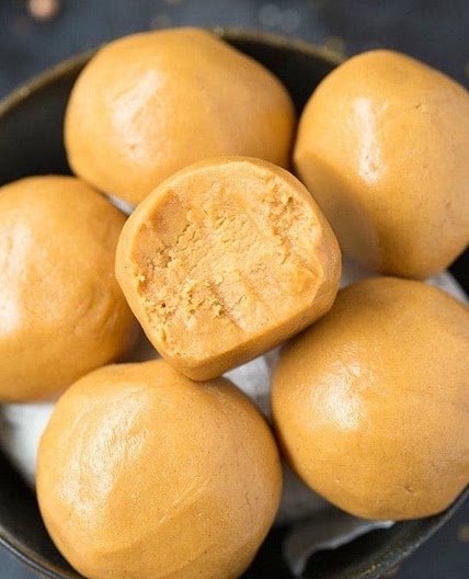 3 Ingredient Peanut Butter Balls