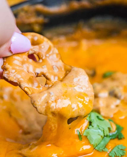 Easy Chili Cheese Dip