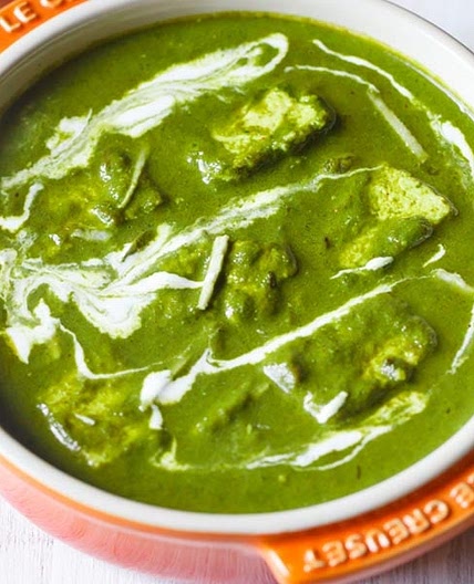 Palak Paneer Recipe (Spinach Sauce With Paneer Cubes)