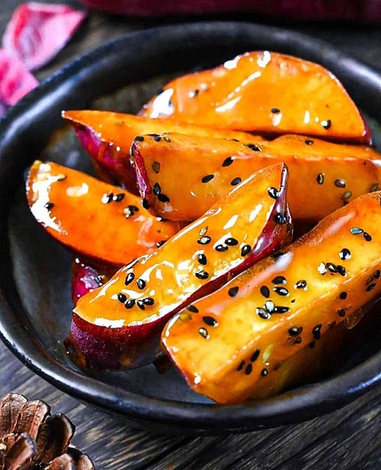 Japanese Candied Sweet Potato (Daigaku Imo)