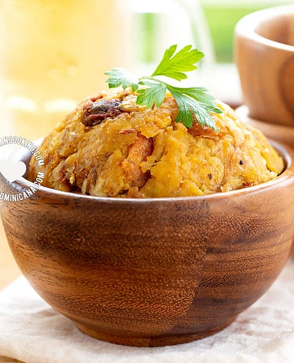 Mofongo [Video+Recipe] Garlicky Fried Plantain