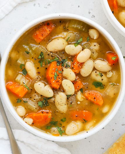 Slow Cooker Vegetable Bean Soup