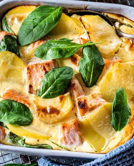 Kartoffel Lachs Auflauf mit Spinat