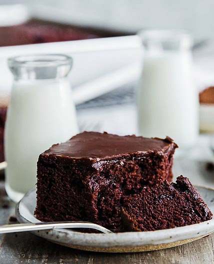 King Arthur's Favorite Fudge Cake