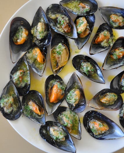 Mussels in Garlic Butter