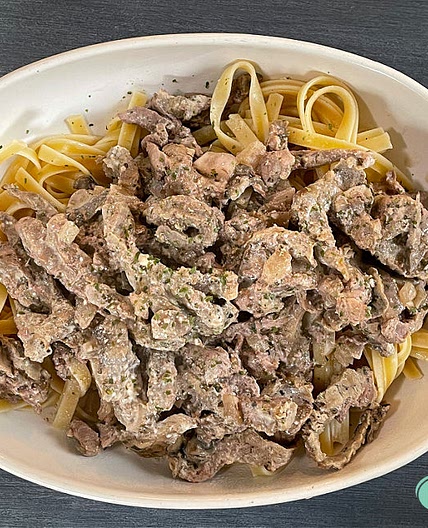 Slow Cooker Beef Stroganoff