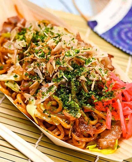 Authentic Yakisoba (Japanese Stir-fried Noodles)