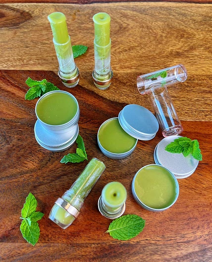 Homemade Mint Lip Balm