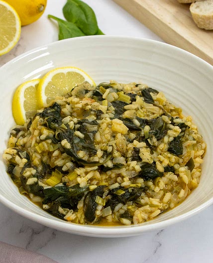Greek Spinach and Rice (Spanakorizo)