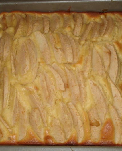 Mom's Fresh German Apple Kuchen