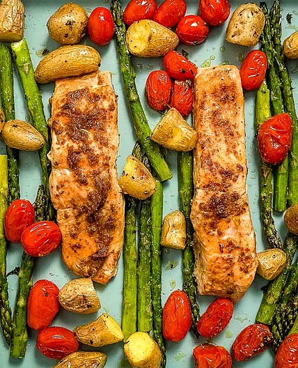 Sheet Pan Salmon and Veggies