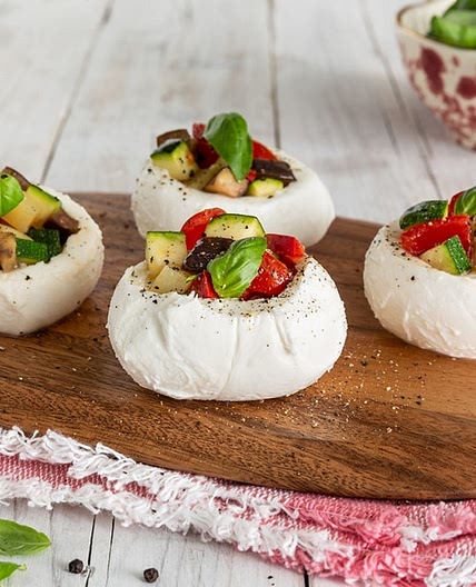 Mozzarelle ripiene di verdure estive