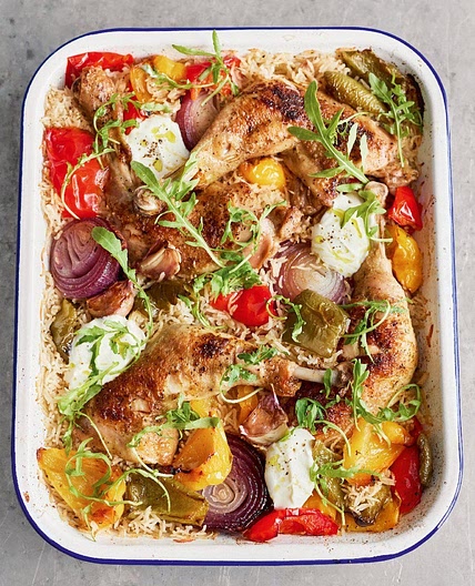 Cajun chicken traybake