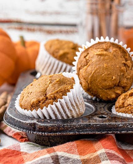 3 Ingredient Pumpkin Muffins