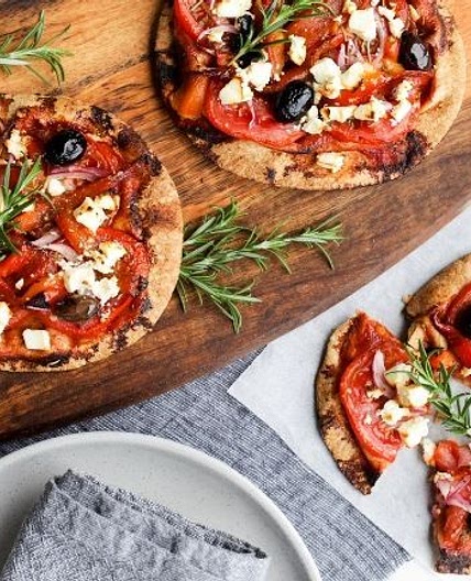 Mini pita pizzas recipe