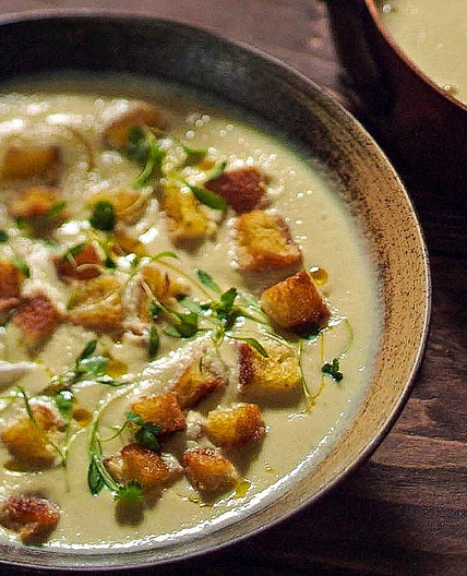 Curried cauliflower soup