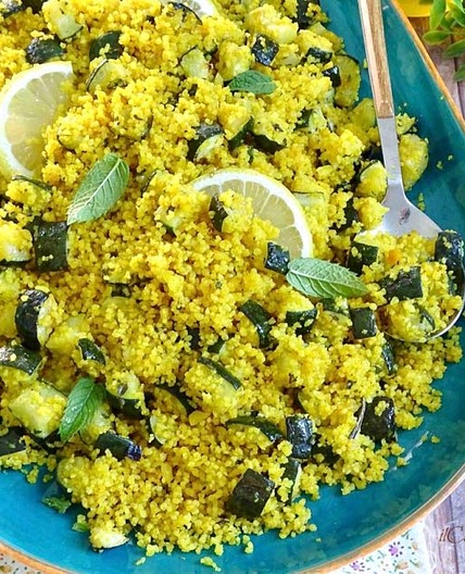 Cous cous con Zucchine (menta e mandorle): ricetta light e saporita!
