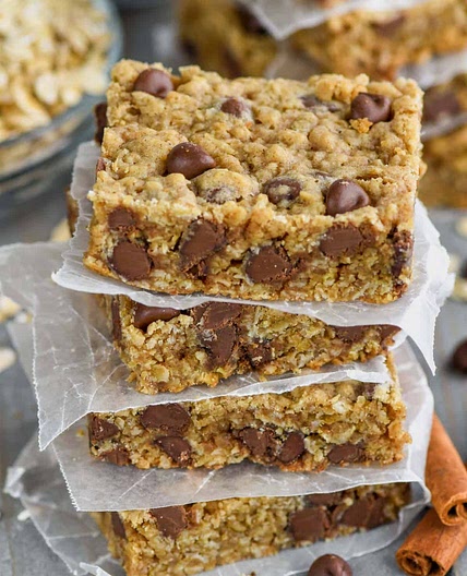 Oatmeal Chocolate Chip Bars