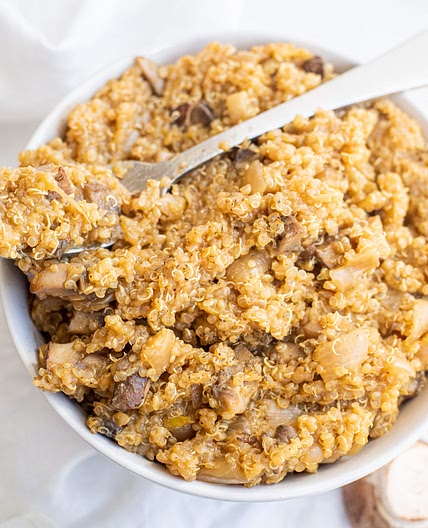 Vegan One Pot Mushroom Leek Risotto (made with quinoa!)