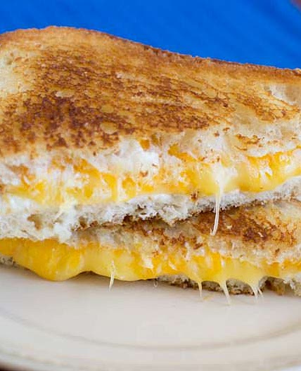 The ULTIMATE Grilled Cheese Sandwich Recipe