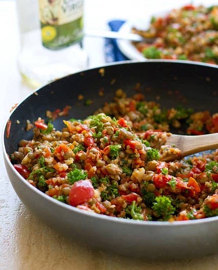 Sauteed Garlic and Tomato Lentil Salad
