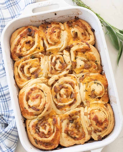 Sourdough Herb And Cheese Rolls