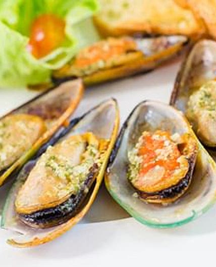 Mussels with Parsley and Parmesan