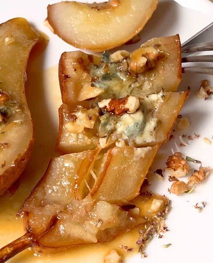 Baked Gorgonzola Pears