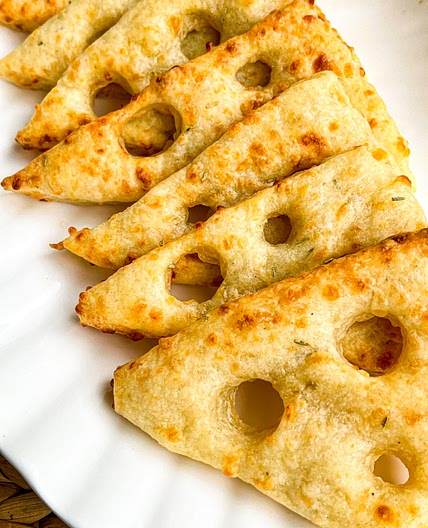 Cheese Bread Crackers