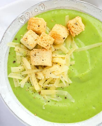 Broccoli and Cauliflower Soup {Easy 20 Minute Recipe}