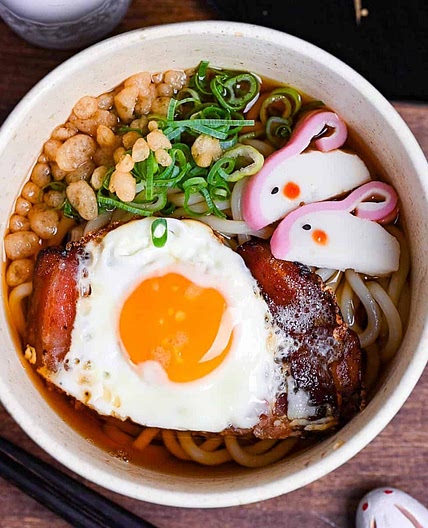 Tsukimi Udon (Moon Gazing Udon with Egg)