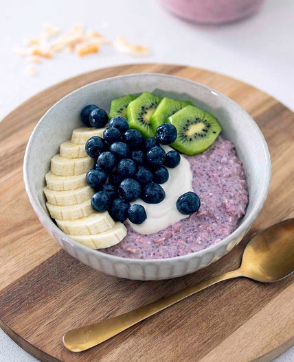 Pink Quinoa Overnight Oats