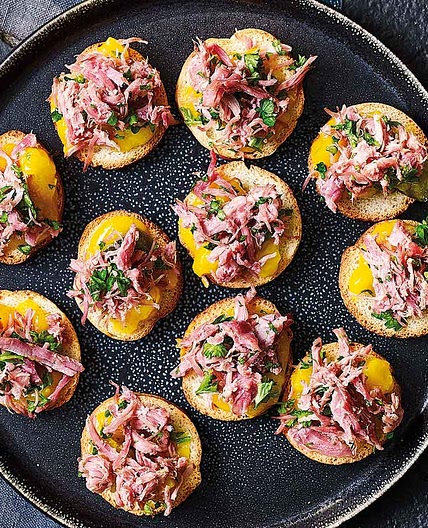 Ham hock toasts